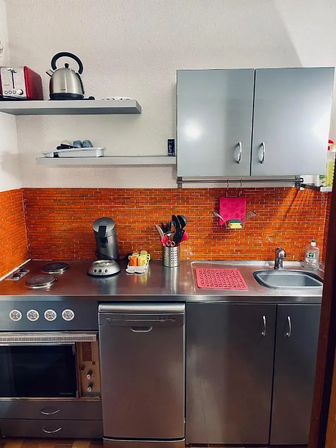 Appartement Rdc 48m2 avec terrasse Proche Centre Station à Orcières