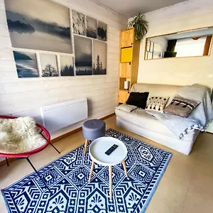 https://chez-nello-et-zia.hotels-rhonealpes.com